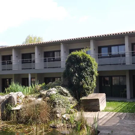 Du & Restaurant 3* פואה