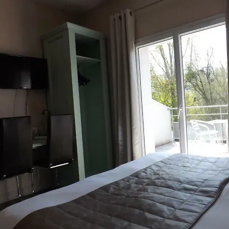 Hotel Du & Restaurant 3*