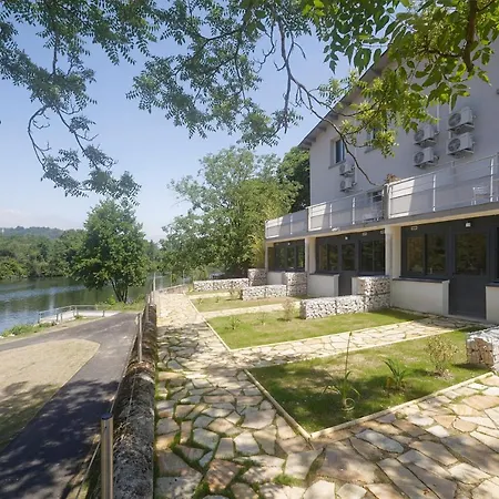 Du & Restaurant Hotel Foix