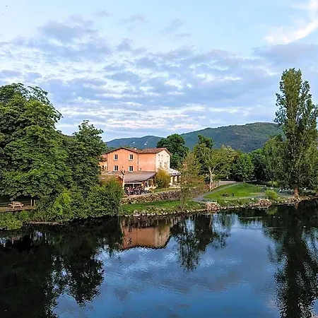 Du & Restaurant Hotel 3*