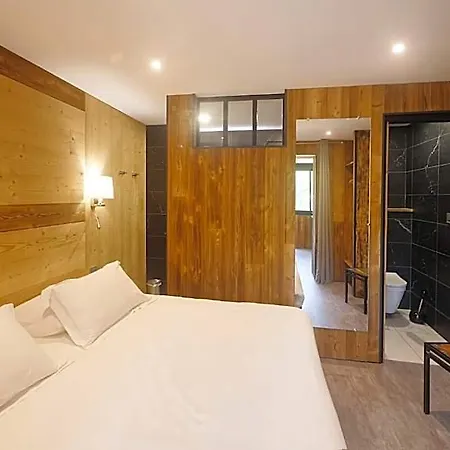 Du & Restaurant Hotel 3*