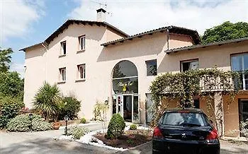 Du & Restaurant 3* Foix